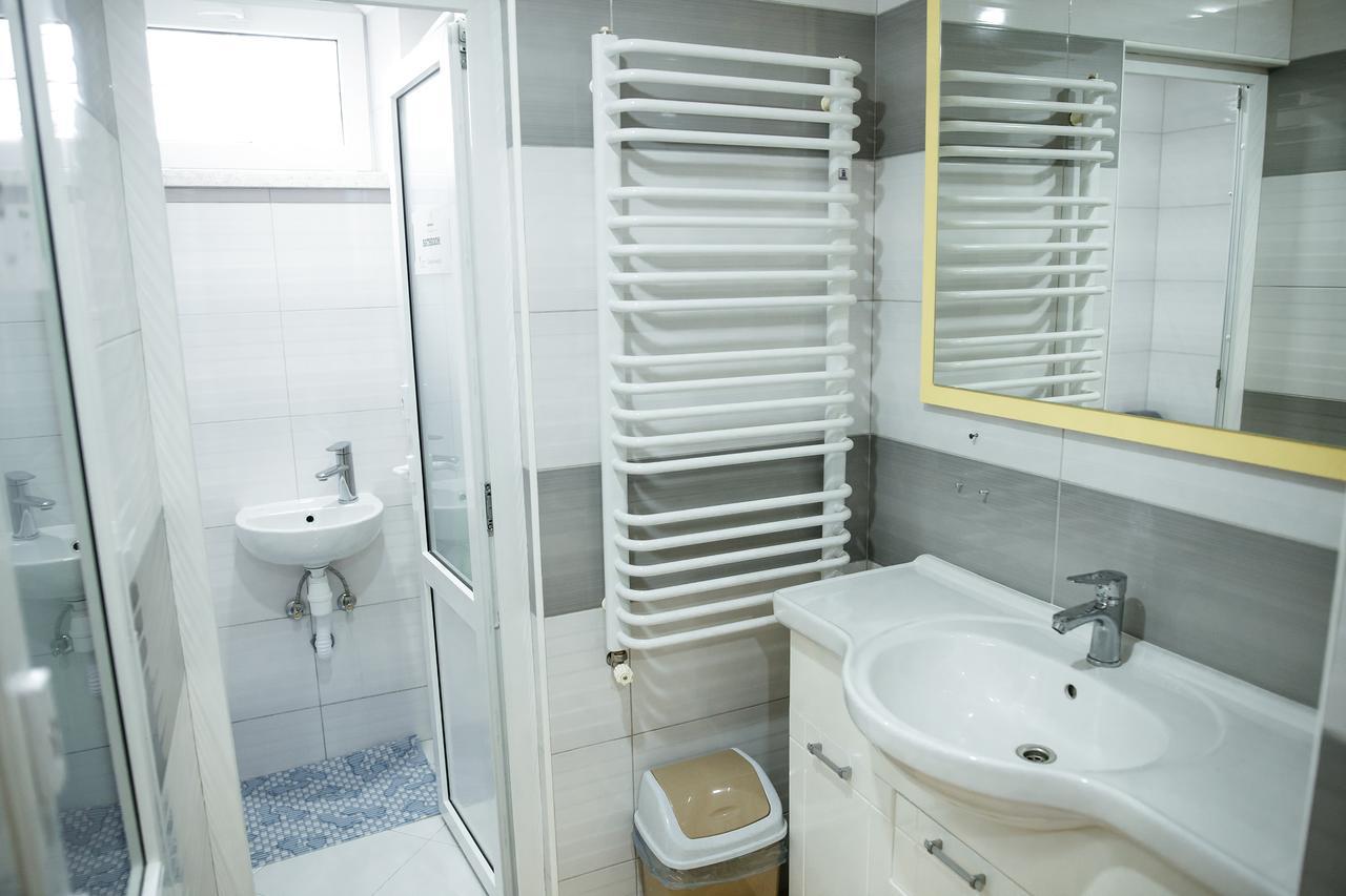 Sweet Home Hostel / Guest House Chernivtsi Ngoại thất bức ảnh